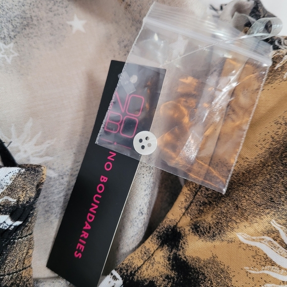 NWT No Boundaries Celestial Sun Moon Stars Tank Top Women's Size XXL(19) - Picture 7 of 11